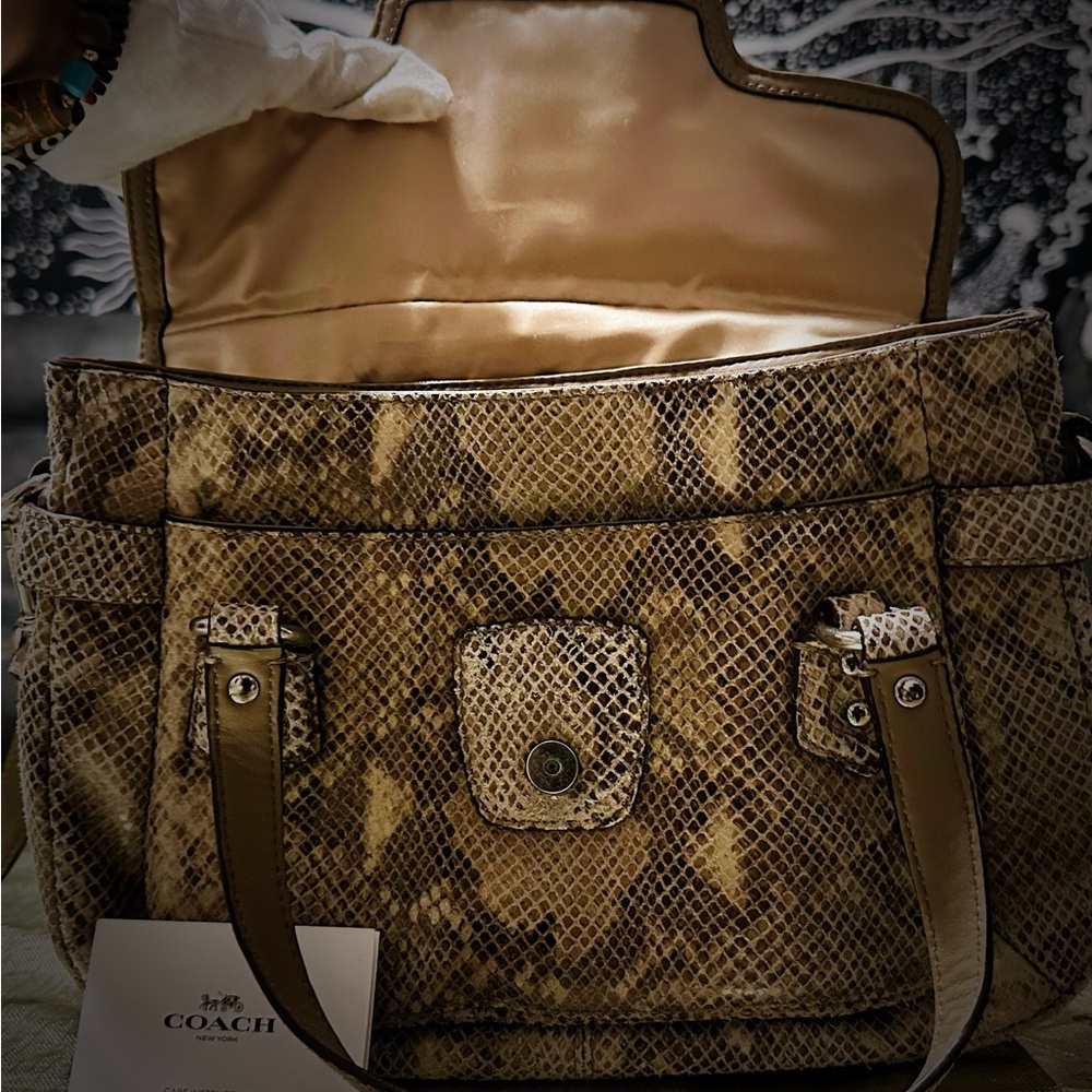 Vintage style Y2K Coach Tan Snake Print Women's Bag crossbody purse handbag - Picture 10 of 17